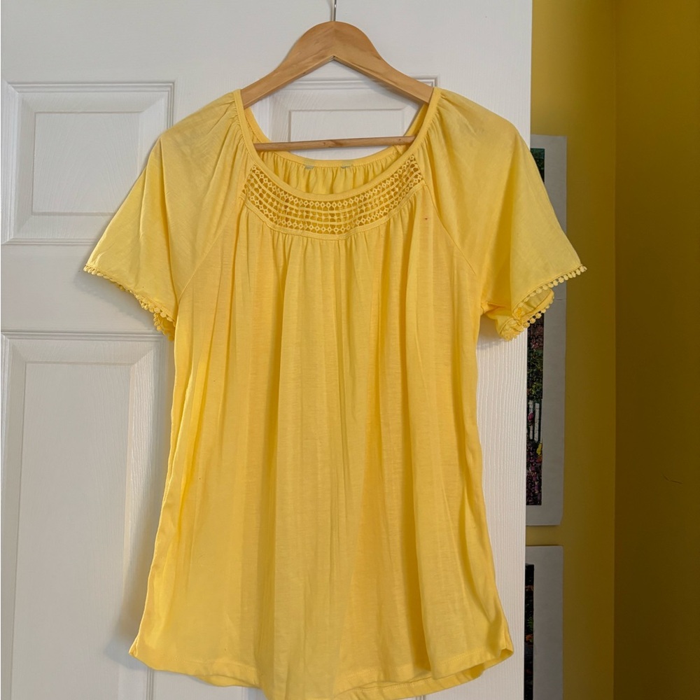 Yellow Crochet Yoke Short Sleeve Blouse Estimated Size M-L